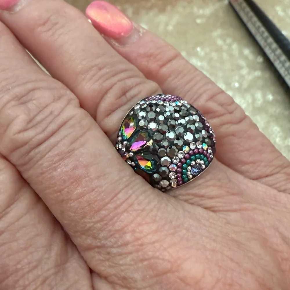 NWT Gorgeous Austrian Crystal / 925 Silver Size 7.5 ring from Mosaico